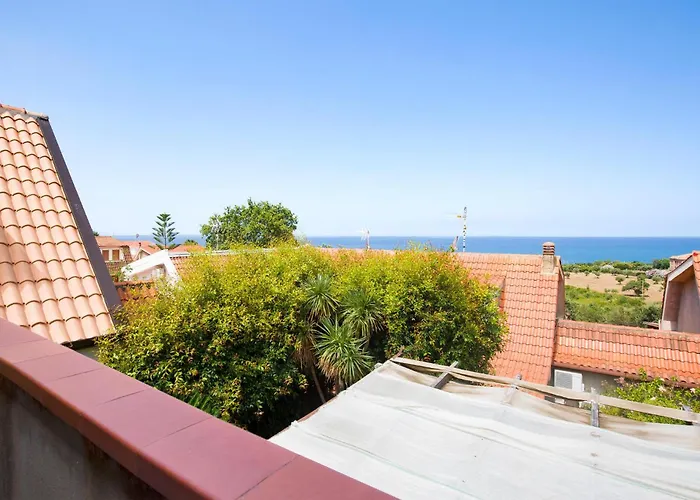 Awesome In * Gizzeria